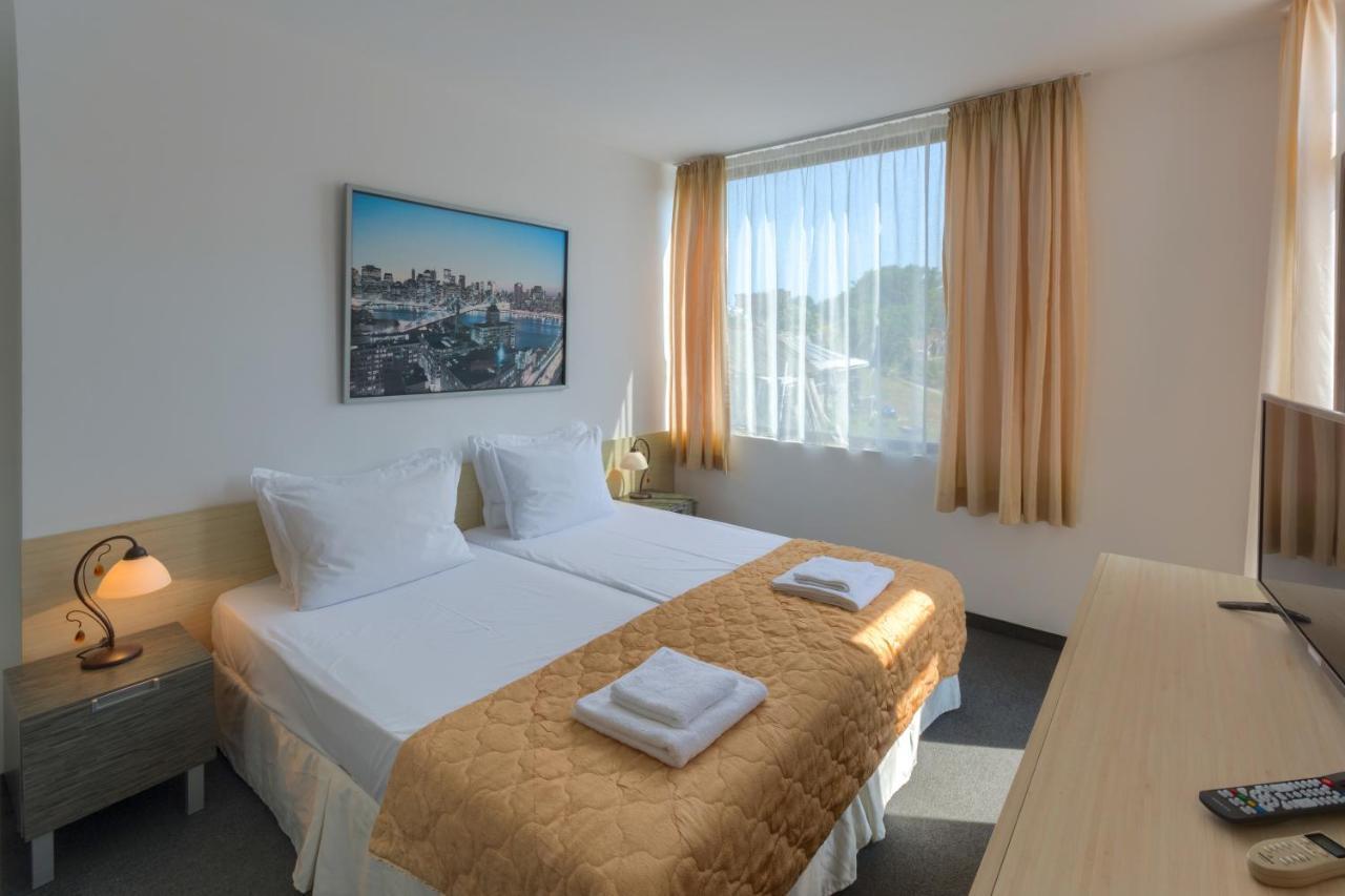 Hotel Odyssey ソゾポル エクステリア 写真